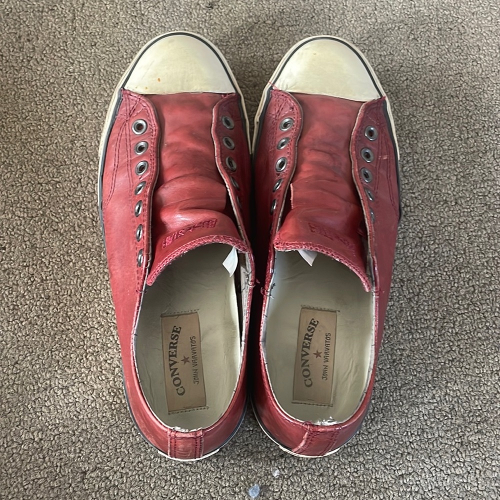 Converse by John Vavartos size: 10.5